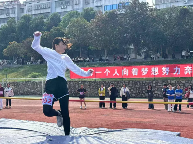 ScreenShot_2025-10-27_212922_889