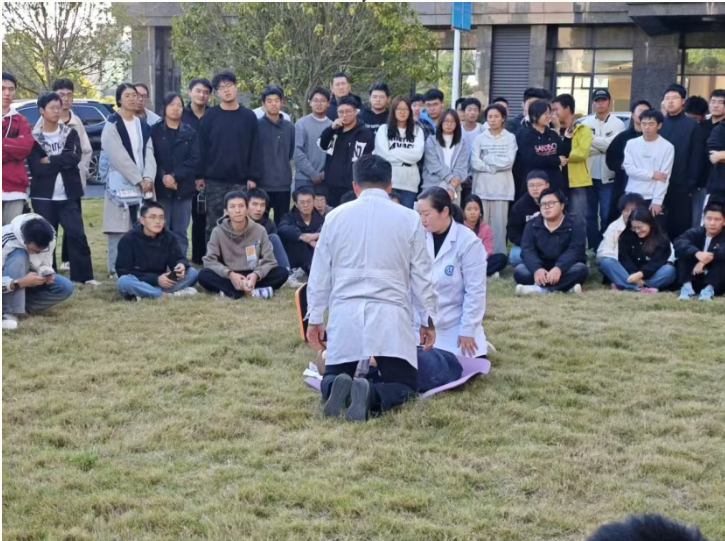 ScreenShot_2025-11-19_202216_144